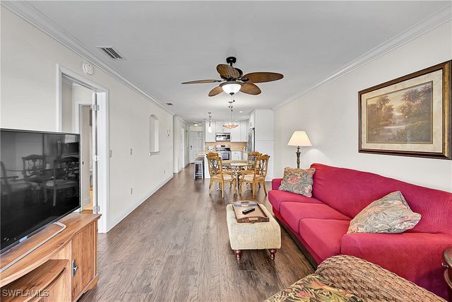 131 SW 47th TER 201, Cape Coral, FL 33914