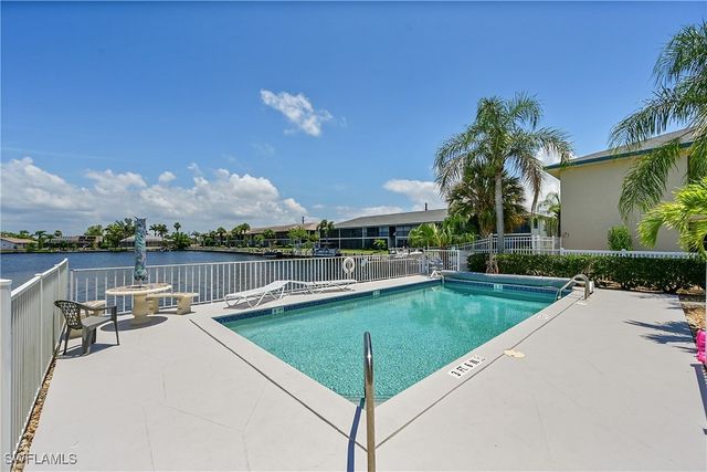 131 SW 47th TER 201, Cape Coral, FL 33914
