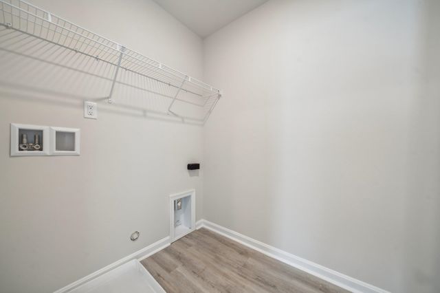 111 MEADOW RIDGE WAY, Staunton, VA 24401