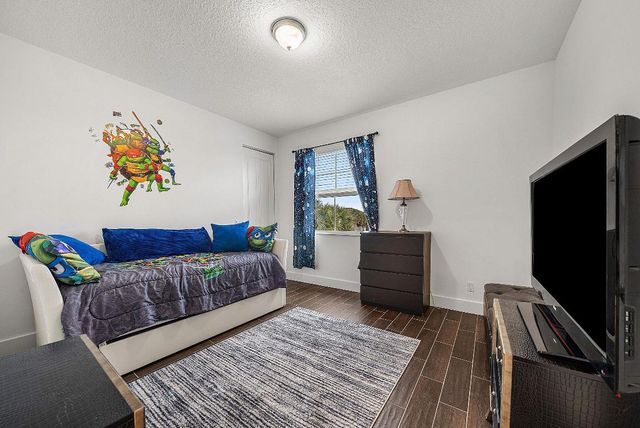 1107 Timber Reap Trail, Loxahatchee, FL 33470