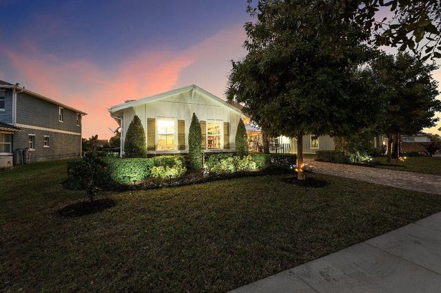 1107 Timber Reap Trail, Loxahatchee, FL 33470