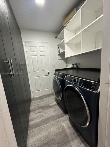 15981 SW 54th Ter 0, Miami, FL 33185