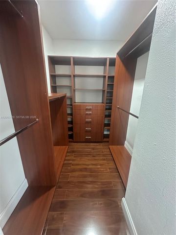 15981 SW 54th Ter 0, Miami, FL 33185