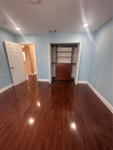 15981 SW 54th Ter 0, Miami, FL 33185