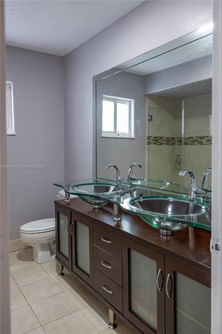 15981 SW 54th Ter 0, Miami, FL 33185