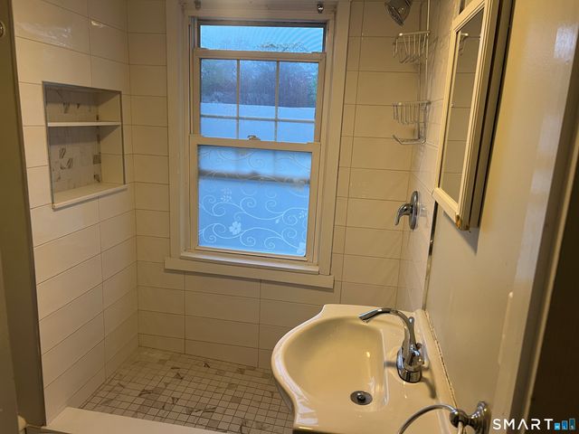 104 Palmer Avenue 2, Stamford, CT 06902