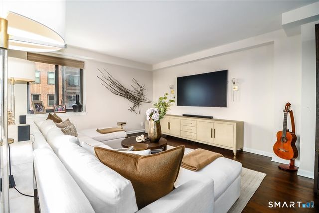 11 Lafayette Court APT 5B, Greenwich, CT 06830