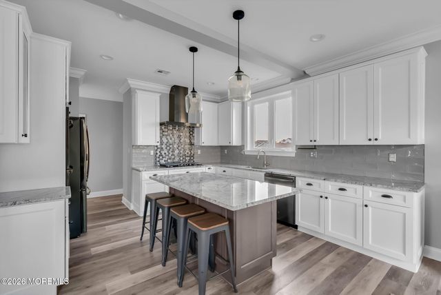 13 Lagoon Drive E, Toms River, NJ 08753