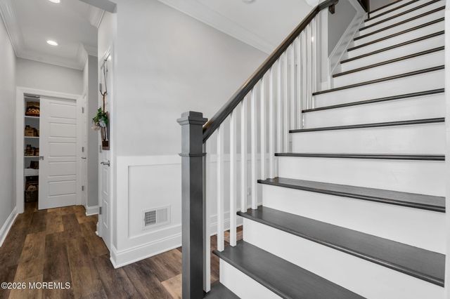 13 Lagoon Drive E, Toms River, NJ 08753