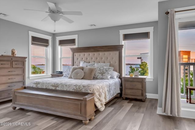 13 Lagoon Drive E, Toms River, NJ 08753