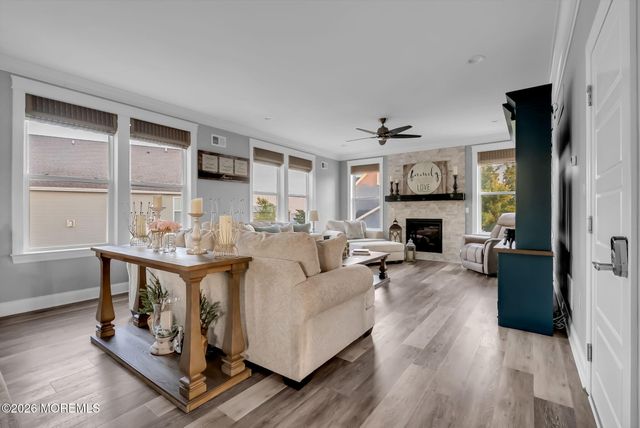 13 Lagoon Drive E, Toms River, NJ 08753
