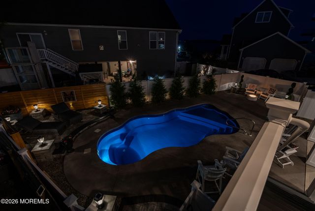 13 Lagoon Drive E, Toms River, NJ 08753