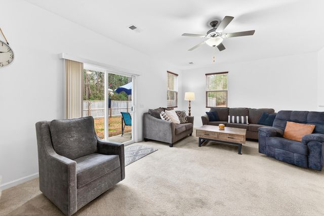 122 Spencer Circle, Summerville, SC 29485