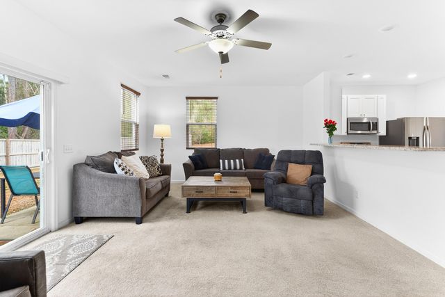 122 Spencer Circle, Summerville, SC 29485