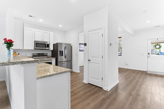 122 Spencer Circle, Summerville, SC 29485