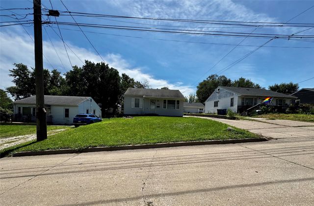 1334 Wade Street, Des Moines, IA 50315