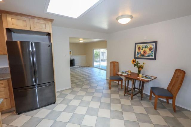 142 Sir Francis Court, Capitola, CA 95010