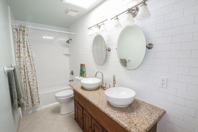142 Sir Francis Court, Capitola, CA 95010