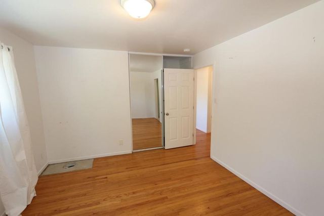142 Sir Francis Court, Capitola, CA 95010