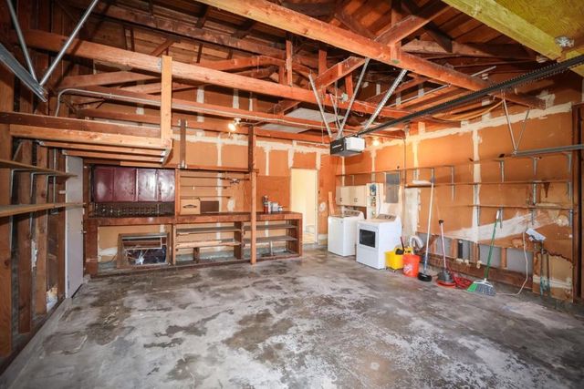 142 Sir Francis Court, Capitola, CA 95010