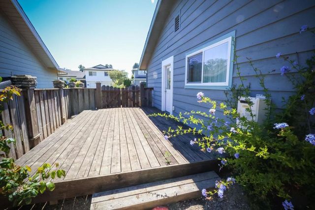 142 Sir Francis Court, Capitola, CA 95010
