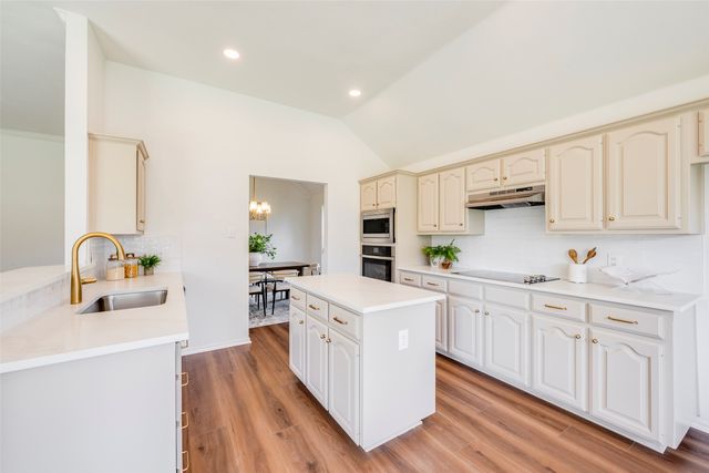 7036 Herman Jared Drive, North Richland Hills, TX 76182