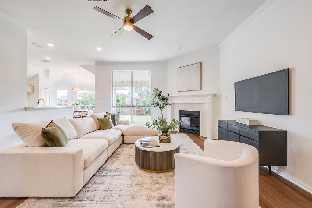 7036 Herman Jared Drive, North Richland Hills, TX 76182 — photo 4