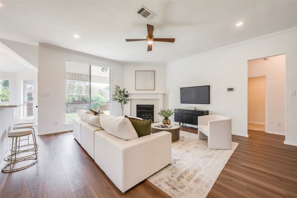 7036 Herman Jared Drive, North Richland Hills, TX 76182 — photo 5
