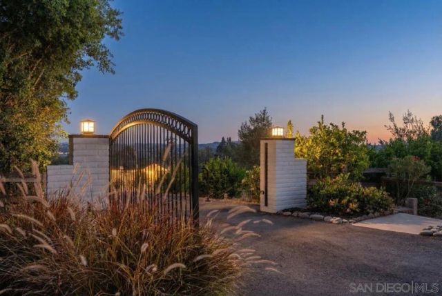 1097 Camino Alisos, Fallbrook, CA 92028