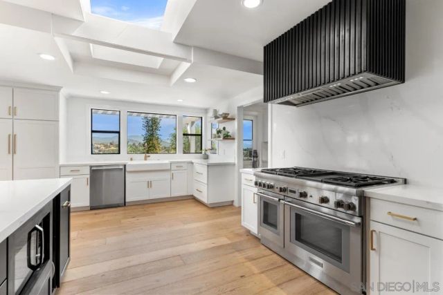 1097 Camino Alisos, Fallbrook, CA 92028