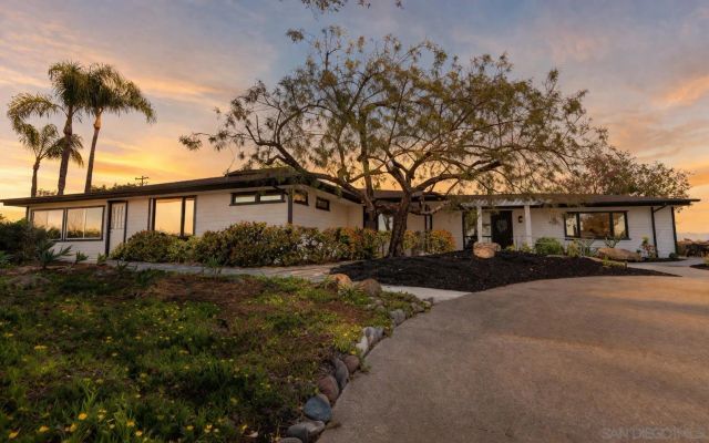 1097 Camino Alisos, Fallbrook, CA 92028