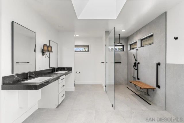 1097 Camino Alisos, Fallbrook, CA 92028