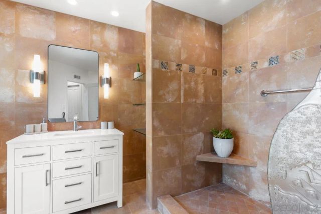 1097 Camino Alisos, Fallbrook, CA 92028