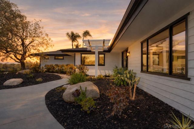 1097 Camino Alisos, Fallbrook, CA 92028