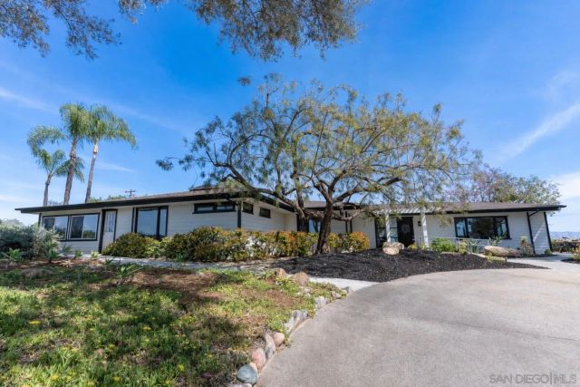 1097 Camino Alisos, Fallbrook, CA 92028