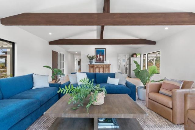 1097 Camino Alisos, Fallbrook, CA 92028