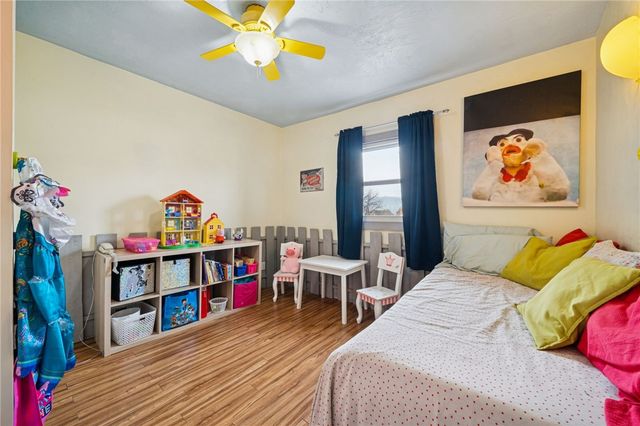 1523 Victoria Ave, New Kensington, PA 15068