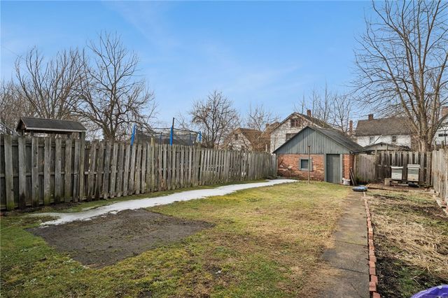 1523 Victoria Ave, New Kensington, PA 15068