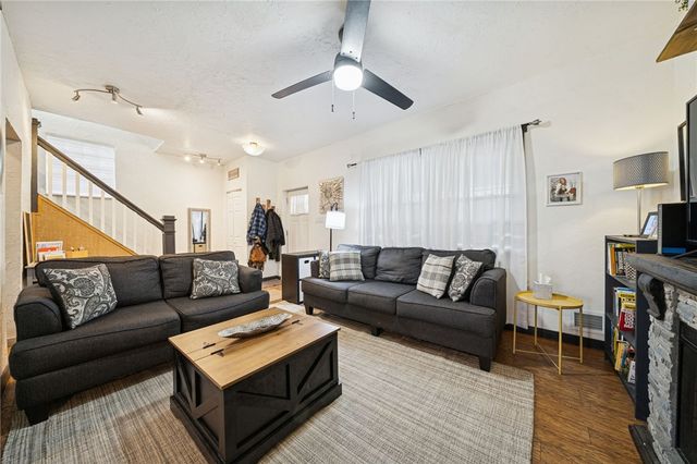 1523 Victoria Ave, New Kensington, PA 15068