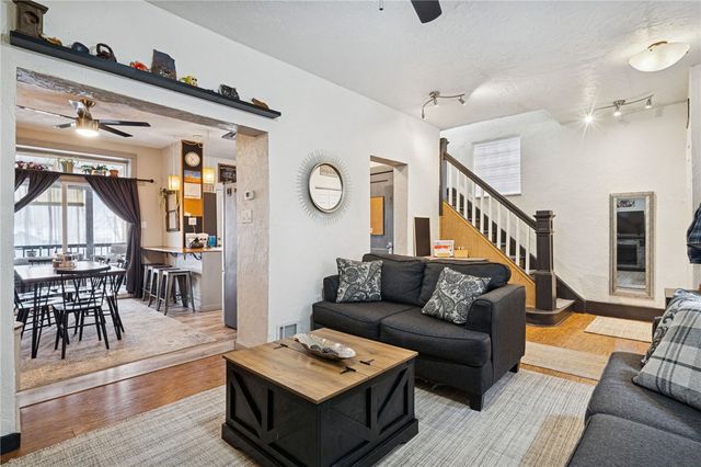 1523 Victoria Ave, New Kensington, PA 15068