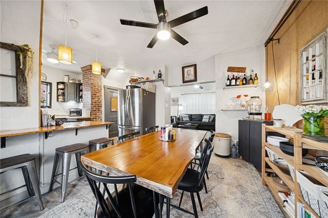 1523 Victoria Ave, New Kensington, PA 15068