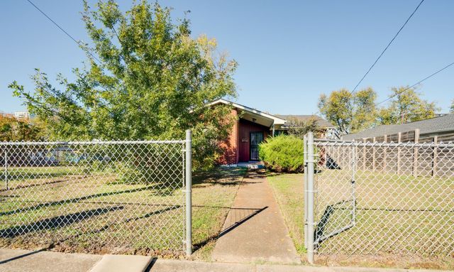 1302 Hawkins St, Nashville, TN 37203