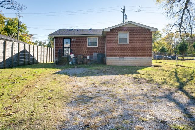 1302 Hawkins St, Nashville, TN 37203