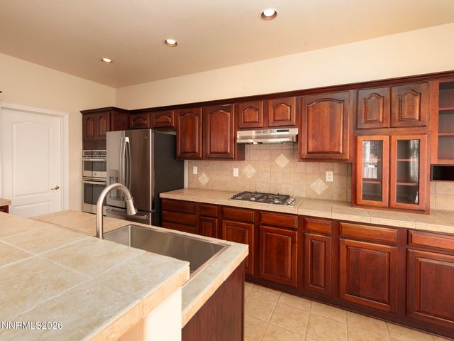 6756 Cinnamon Drive, Sparks, NV 89436