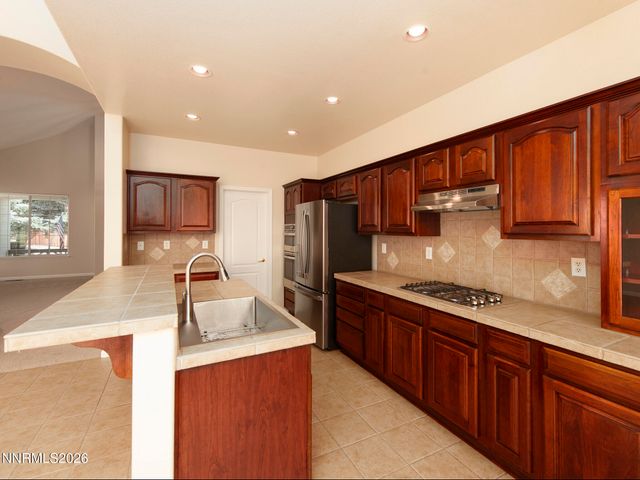 6756 Cinnamon Drive, Sparks, NV 89436