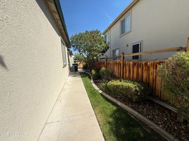 6756 Cinnamon Drive, Sparks, NV 89436
