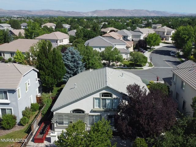 6756 Cinnamon Drive, Sparks, NV 89436