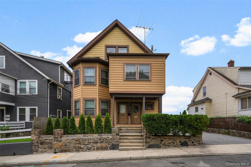 124 Pelham Street, Mamaroneck, NY 10543 — exterior