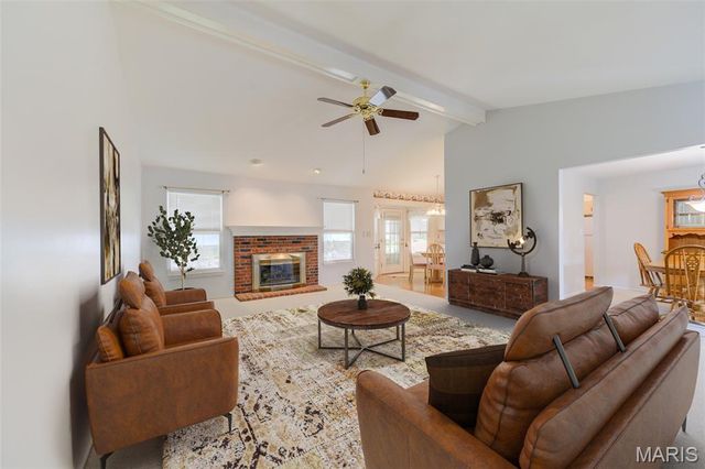 1733 Forest Trace Drive, O'fallon, MO 63368