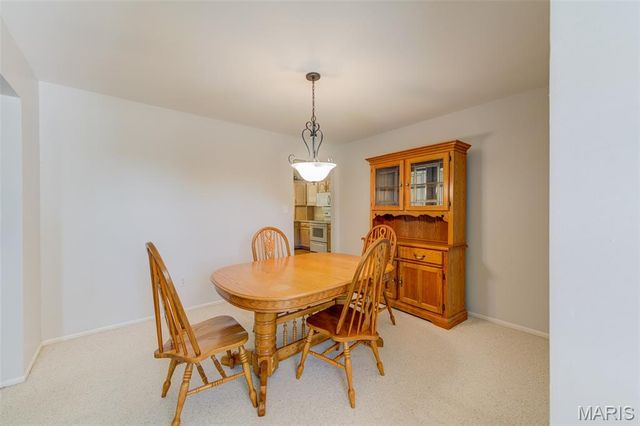 1733 Forest Trace Drive, O'fallon, MO 63368